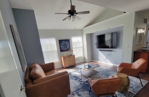 Bayview House | Casa Tranquila, whole 5 bed 3.5 bath house, sleep11