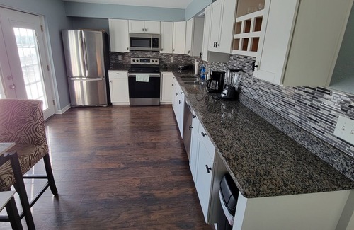 Bayview House | Casa Tranquila, whole 5 bed 3.5 bath house, sleep11