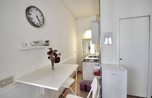 Pucara House | Casa Trifone C: A graceful studio apartment surrounded by the greenery, with Free WI-FI.