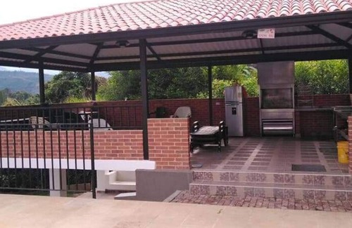 La Mesa House | Casa Vacacional Con Piscina en La Mesa