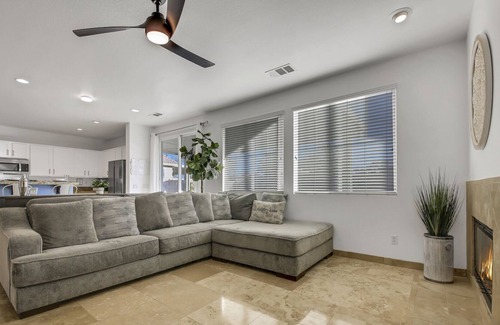 Coachella House | Casa Verano: Private Pool & Spa, Game Room, BBQ!