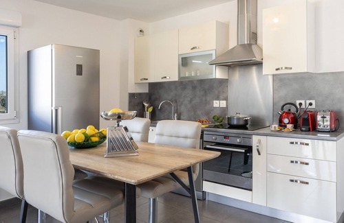 Moriani-Plage Apartment | Casa Verde, new flat 15 minutes walk from the beach