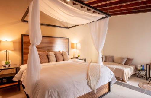 Downtown Puerto Vallarta House | Casa Victoria Malecón - Adults Only