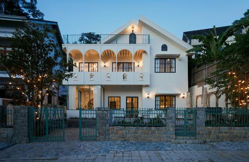 Da Lat Villa | Casa Villa - charming symphony in Dalat center