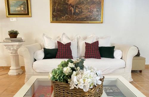 Villamena House | Casa Villamena