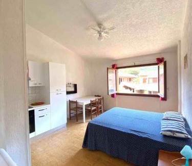 Giglio Campese Apartment | Casa Viola
