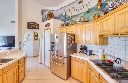 Sunridge Estates House | Casa Vista' Bullhead City Home w/Patio + View!
