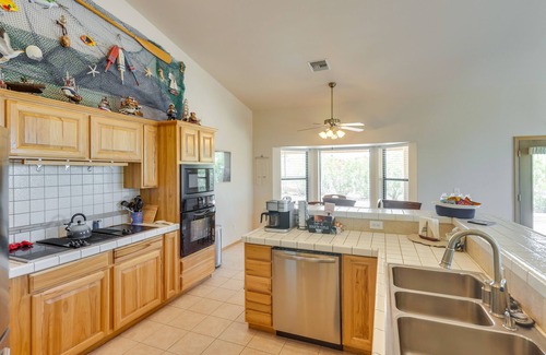 Sunridge Estates House | Casa Vista' Bullhead City Home w/Patio + View!