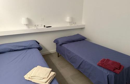 Redondela House | Casa VOL - habitación