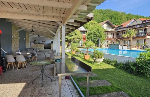 Orsova House | Casa Wanted Orsova