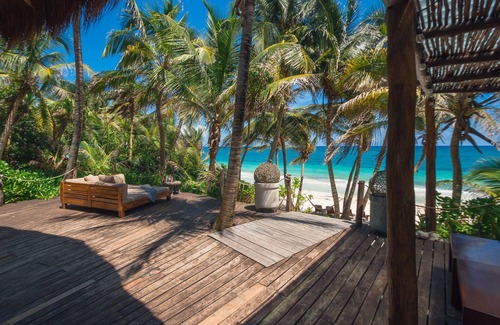 Zona Hotelera Villa | Casa Zaba Tulum 5 Bedrooms Magical beachfront property and access to the cenote