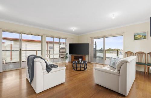 Indented Head House | Casa Zia in Indented Head