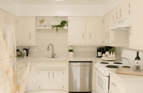 Greenacres Apartment | CASABLANCA - Moroccan Inspired Apartment in SW