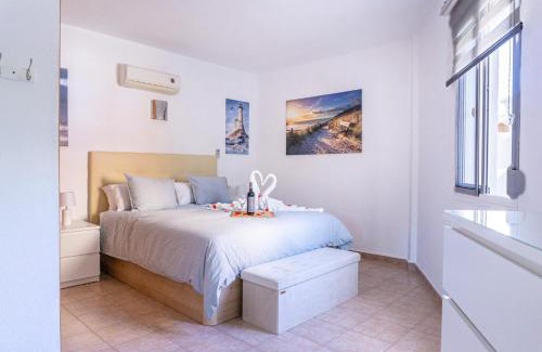 Benalmadena Costa Apartment | CasaCuba