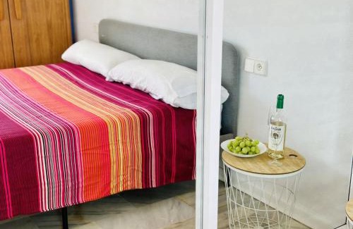 Benajarafe House | casAFlex, Chalet en Benajarafe con Piscina Privada