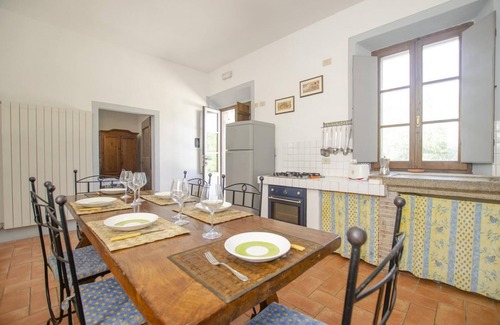 Sarteano Villa | Casale del Conte - Three Bedroom Villa, Sleeps 6