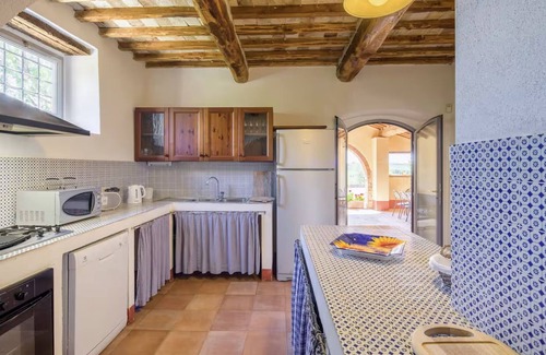 Lilliano Cottage | Casale Monte Promoted By WeekHomes