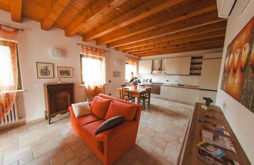 Borgo Trento Apartment | Casale Manzoni 4 - garden&parking