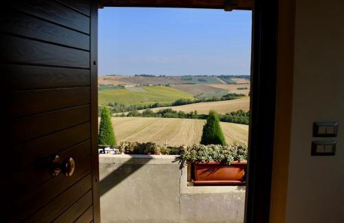 Colle San Valentino Apartment | Casale Nonno Dario, Balcone delle Marche Cingoli
