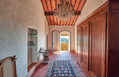 Castellina in Chianti Villa | Casale Sandonatino In Castellina in Chianti, Tuscany