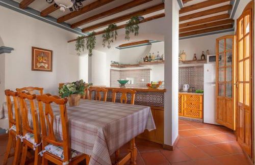 Ardales House | CASAMORA Cerca del Caminito del Rey