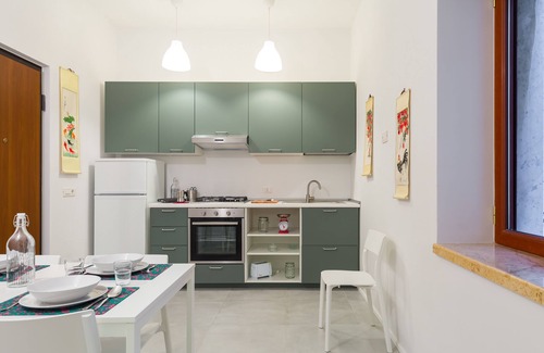 Naples City Centre Apartment | CasaNa on Christmas Alley