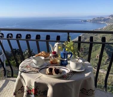 Forza d'Agro Apartment | CasAnima vista incantevole vicino Taormina
