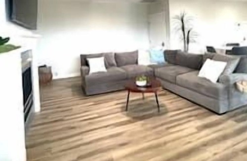 Manchester House | Casanora Sonida - Waterfront Home