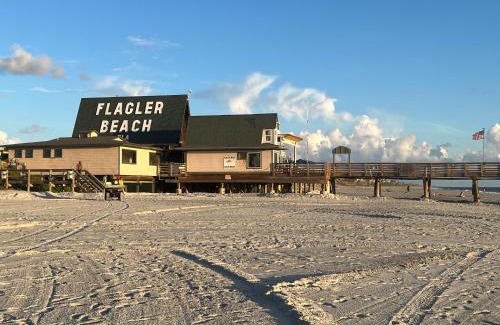 Flagler Beach Apartment | Casas de la Playa - Altos Spectacular View!