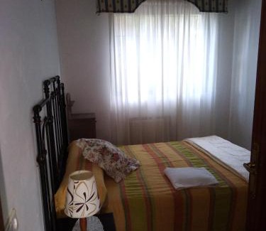 Cazalla De La Sierra House | Casas del Madroño