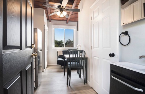 Pico-Union Apartment | Casas On Cordova Street