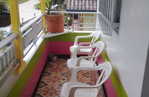 Guatape House | CASAS VACACIONALES VILLA DEL PUENTE