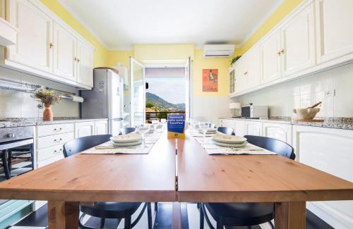 Nervi Apartment | CasaViva - Cozy Family Trilo in Genova Nervi