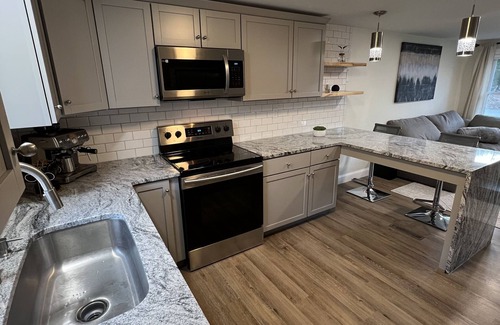 Montville House | Casazul: Mohegan Sun Getaway