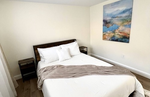 Montville House | Casazul: Mohegan Sun Getaway