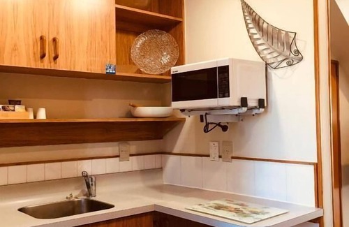 Two Mile Bay Hotel | Cascades Lakefront Motel