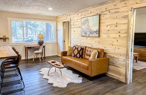 Sisters House | Cascadia Cottage