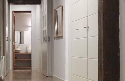 Bilbao Old Town Apartment | Casco Viejo Comodidad y elegancia by TheUrbanHosts