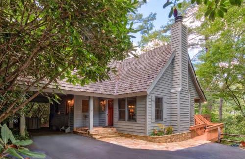 Cashiers House | Cashiers Cedar Creek Club Cabin