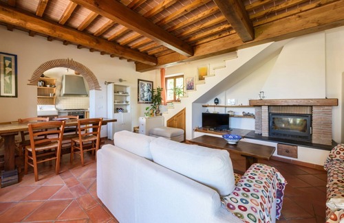 Capezzano Pianore House | Casina Franca by MMega