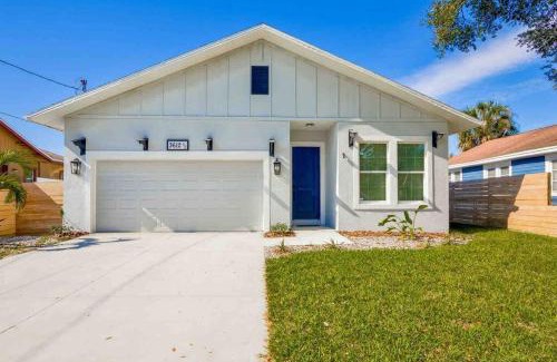 Tampa House | Casino House and Suite in Tampa