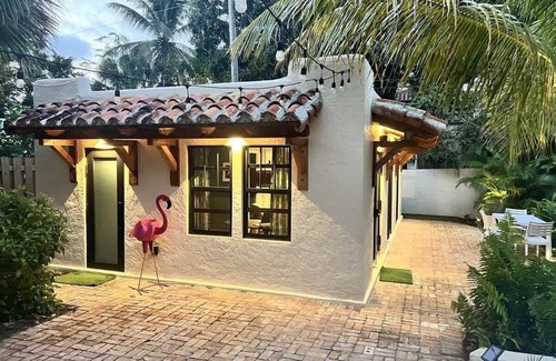 Flamingo Parks Cottage | Casita Atala - Nestle into a Tropical Designer Retreat with Shared Pool