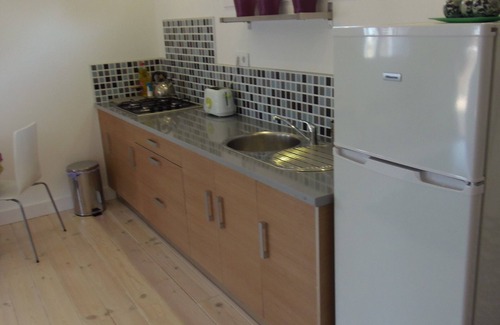 El Palmar Cottage | Casita Chau, Stylish 1 bedroom wooden house.