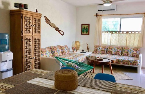 Majahual House | Casita Colibrí - An eco chic house