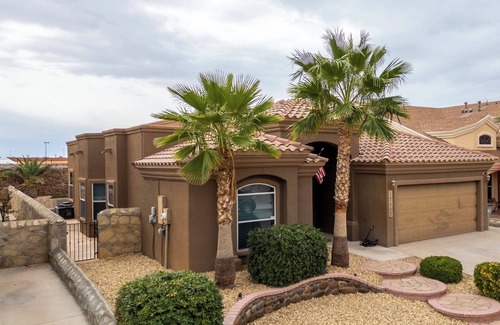 Biggs Field House | Casita Kingdom Keys with Pool and Hot Tub