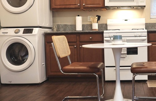 Lincoln Acres Apartment | Casita Mar -Cozy, Bright and Private 10 mins to downtown