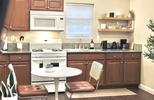 Lincoln Acres Apartment | Casita Mar -Cozy, Bright and Private 10 mins to downtown