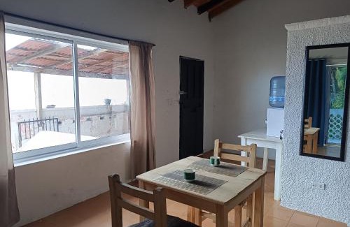 Proyecto escola House | Casita Vista al mar cerca del malecón