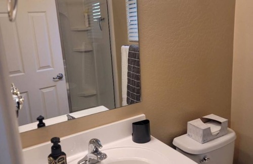 Sun City Apartment | Casita with kitchenette - 15 min from Glendale!