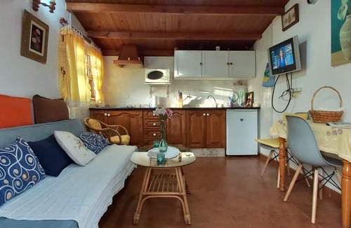 Los Llanos de Aridane Apartment | Casitas Las Pereras - Private Pool